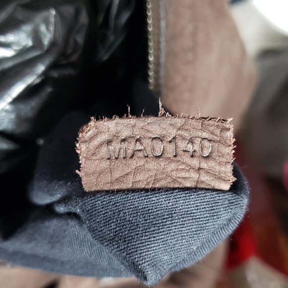 SOLD❗Givenchy Nightingale M Dark Brown - Picture 4 of 12